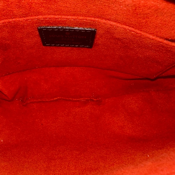 Authentic Louis Vuitton Sauvage Tigres Handbag - Picture 9 of 11